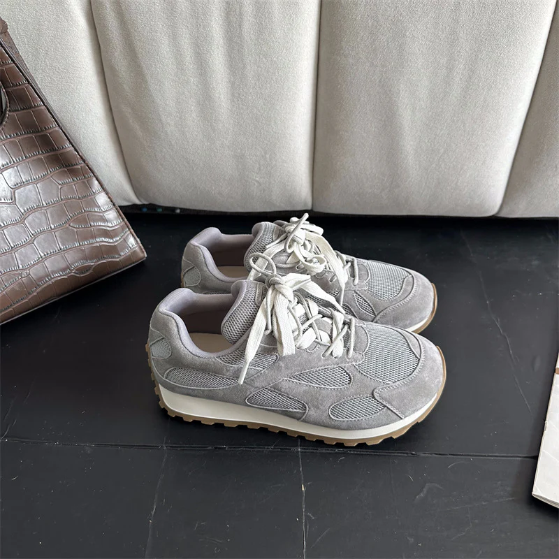 Damen Sportliche Sneaker mit atmungsaktivem Mesh und modischer Wildleder-Oberfläche Heidi Mode - Image 7