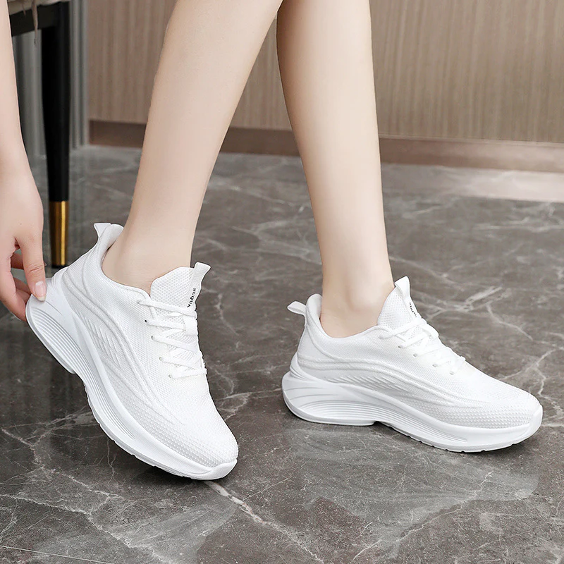 Damen Sportliche Sneaker mit atmungsaktivem Obermaterial und dämpfender Sohle Heidi Mode - Image 4