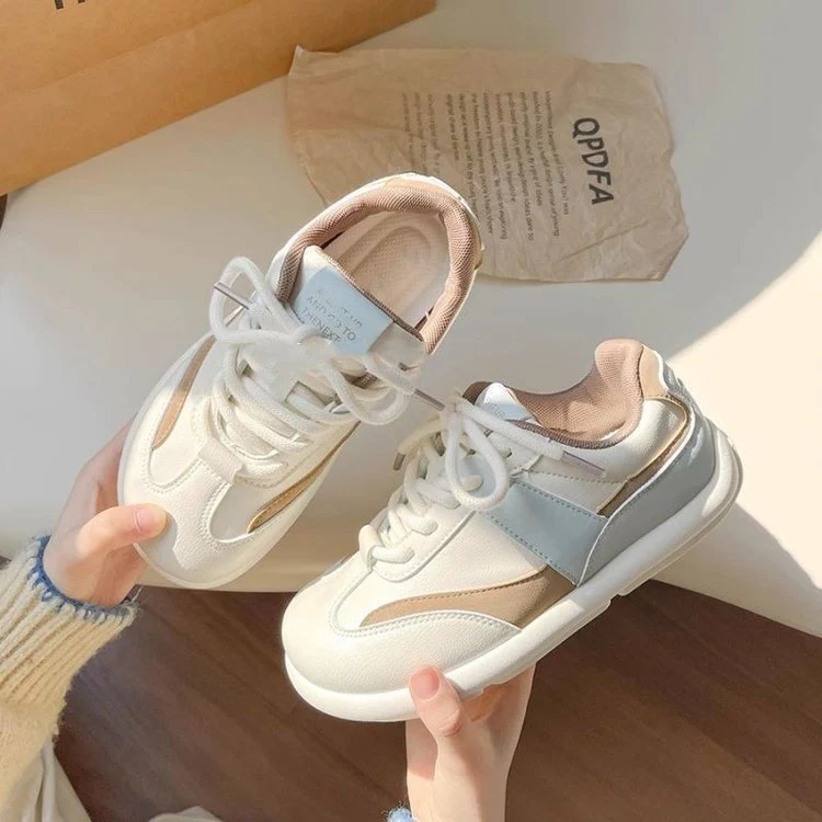 Damen Sportliche Sneaker mit atmungsaktivem Obermaterial und dämpfender Sohle Heidi Mode - Image 4