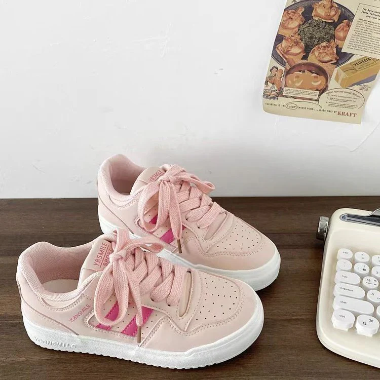 Damen Sportliche Sneaker mit atmungsaktivem Obermaterial und modischer Schnürung Heidi Mode - Image 4
