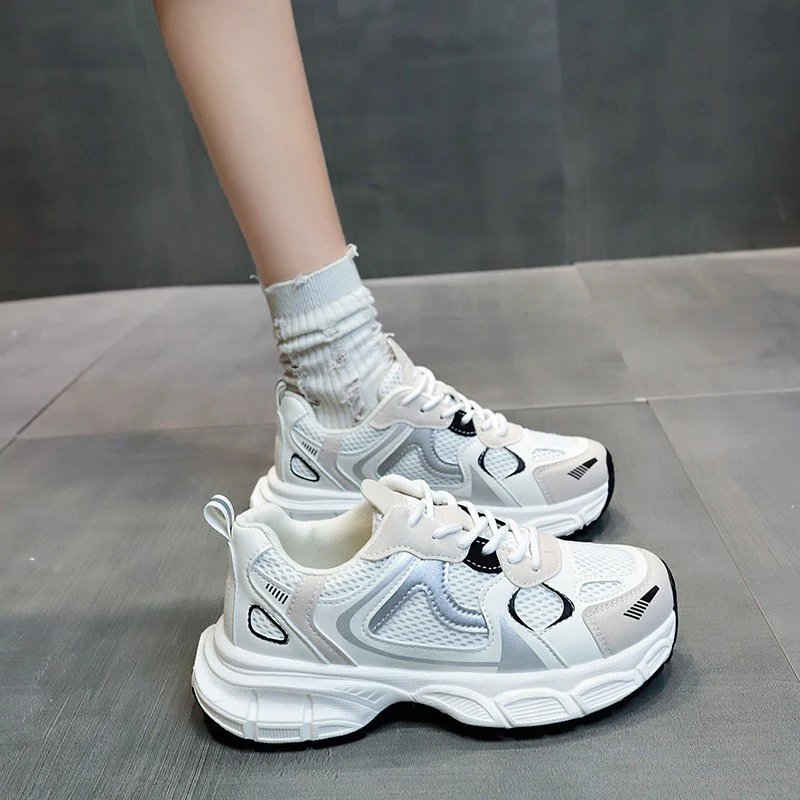 Damen Sportliche Sneaker mit atmungsaktiver Mesh-Oberfläche und dämpfender Laufsohle Heidi Mode - Image 2