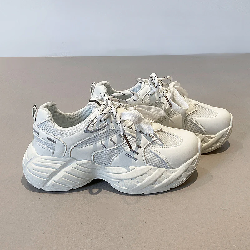 Damen Sportliche Sneaker mit atmungsaktiver Mesh-Oberfläche und dämpfender Sohle Heidi Mode - Image 2