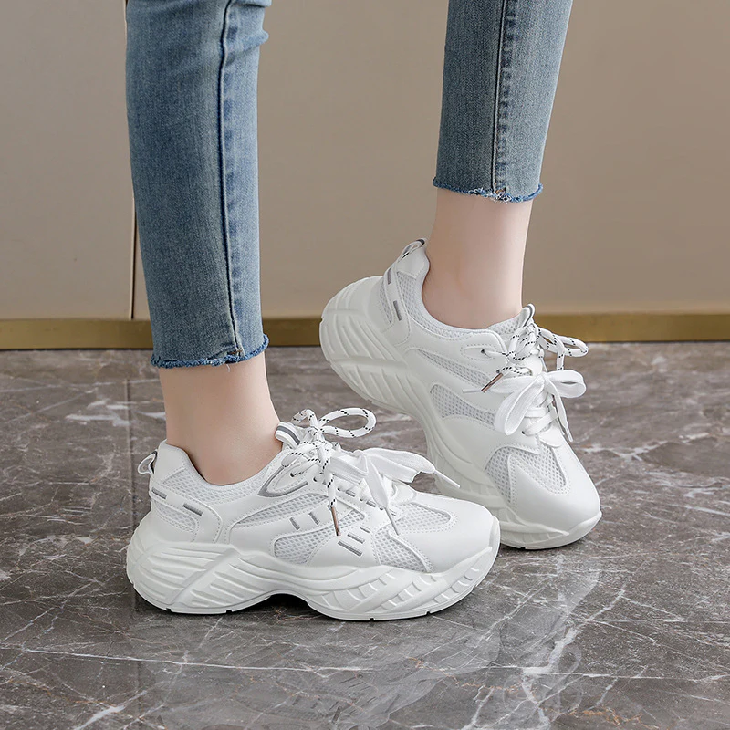 Damen Sportliche Sneaker mit atmungsaktiver Mesh-Oberfläche und dämpfender Sohle Heidi Mode - Image 3