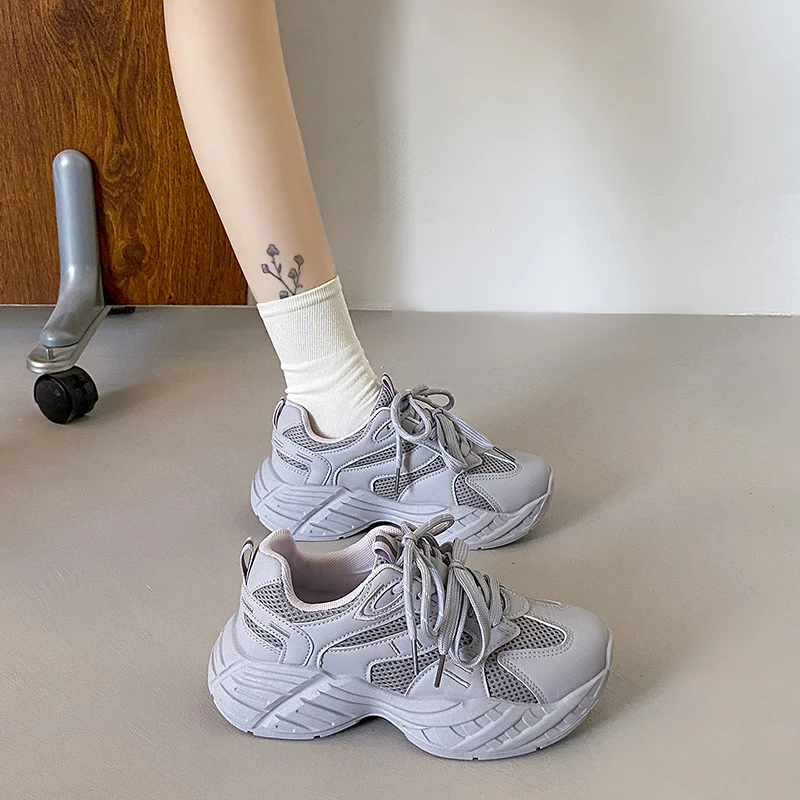 Damen Sportliche Sneaker mit atmungsaktiver Mesh-Oberfläche und dämpfender Sohle Heidi Mode - Image 4