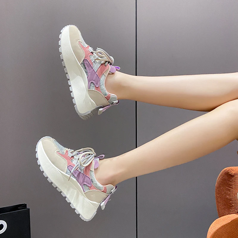 Damen Sportliche Sneaker mit atmungsaktiver Mesh-Oberfläche und innovativem Dämpfungssystem Heidi Mode - Image 3