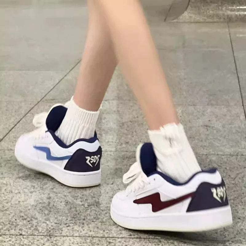 Damen Sportliche Sneaker mit atmungsaktiver Mesh-Oberfläche und modernem Design Heidi Mode - Image 2