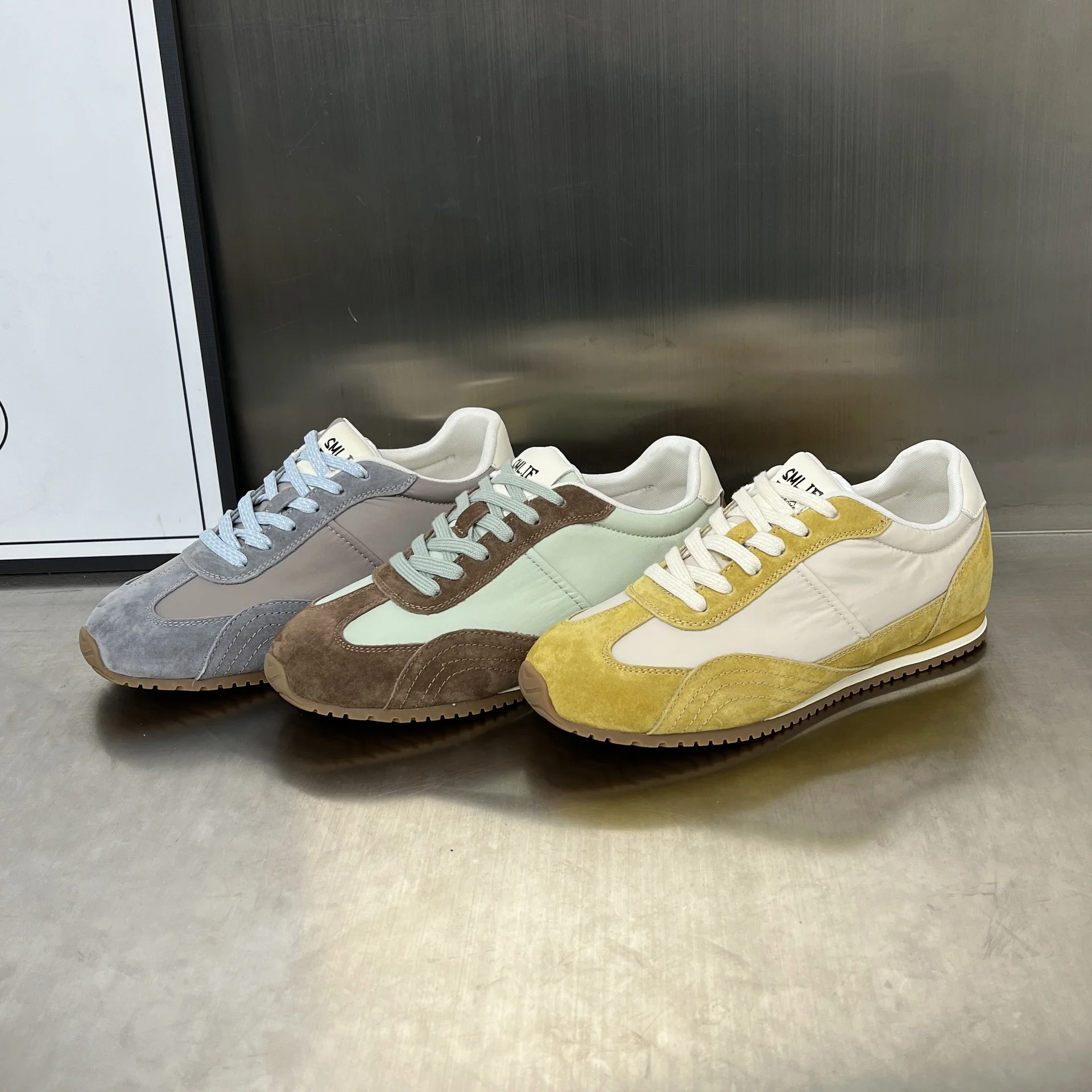 Damen Sportliche Sneaker mit atmungsaktiver Mesh-Oberfläche und rutschfester Sohle Heidi Mode - Image 3