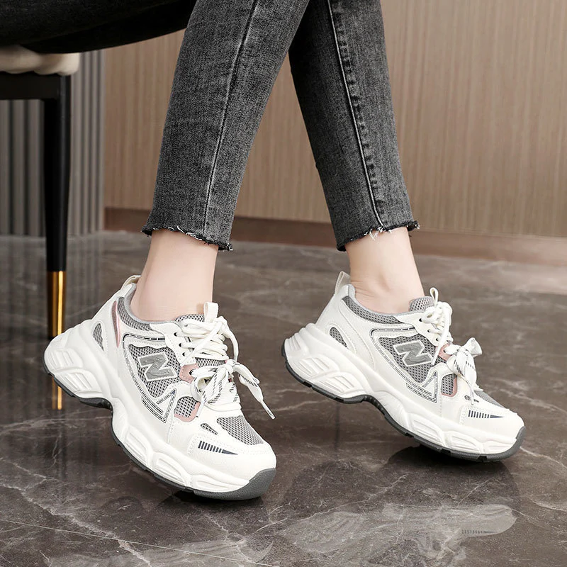 Damen Sportliche Sneaker mit atmungsaktiver Netz-Oberfläche und verstärkter Dämpfung Heidi Mode - Image 4