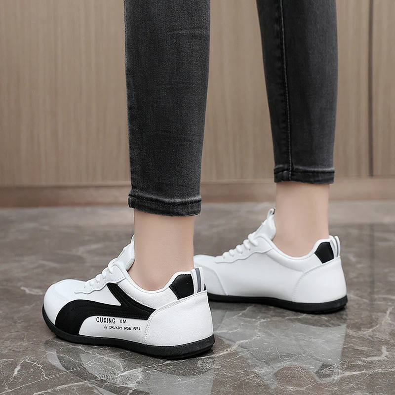 Damen Sportliche Sneaker mit atmungsaktiver Oberfläche und stoßdämpfendem Sohlenprofil Heidi Mode - Image 4