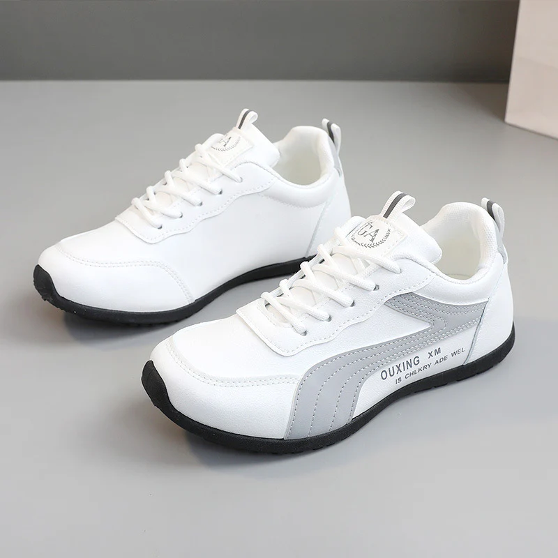 Damen Sportliche Sneaker mit atmungsaktiver Oberfläche und stoßdämpfendem Sohlenprofil Heidi Mode - Image 6