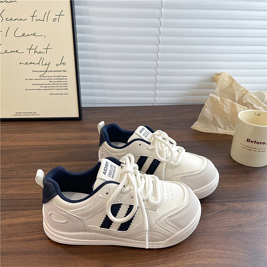 Damen Sportliche Sneaker mit atmungsaktiver Oberflächenstruktur und rutschfester Sohle Heidi Mode - Image 2