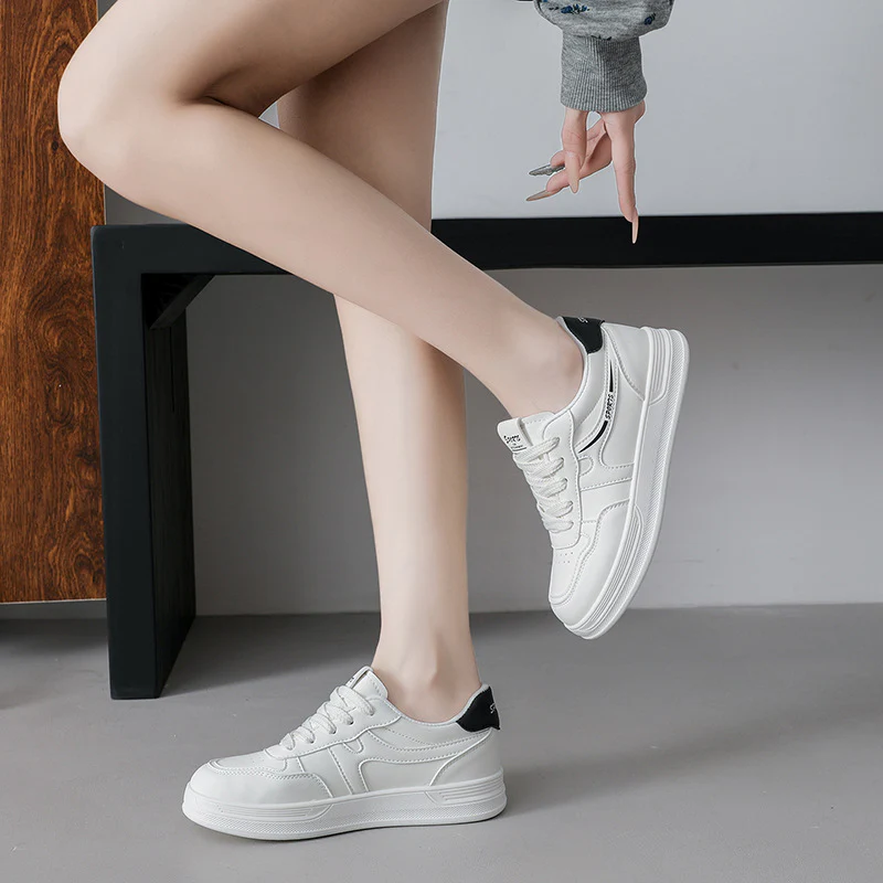 Damen Sportliche Sneaker mit atmungsaktiver Obermaterialstruktur und bequemer Dämpfung Heidi Mode - Image 3