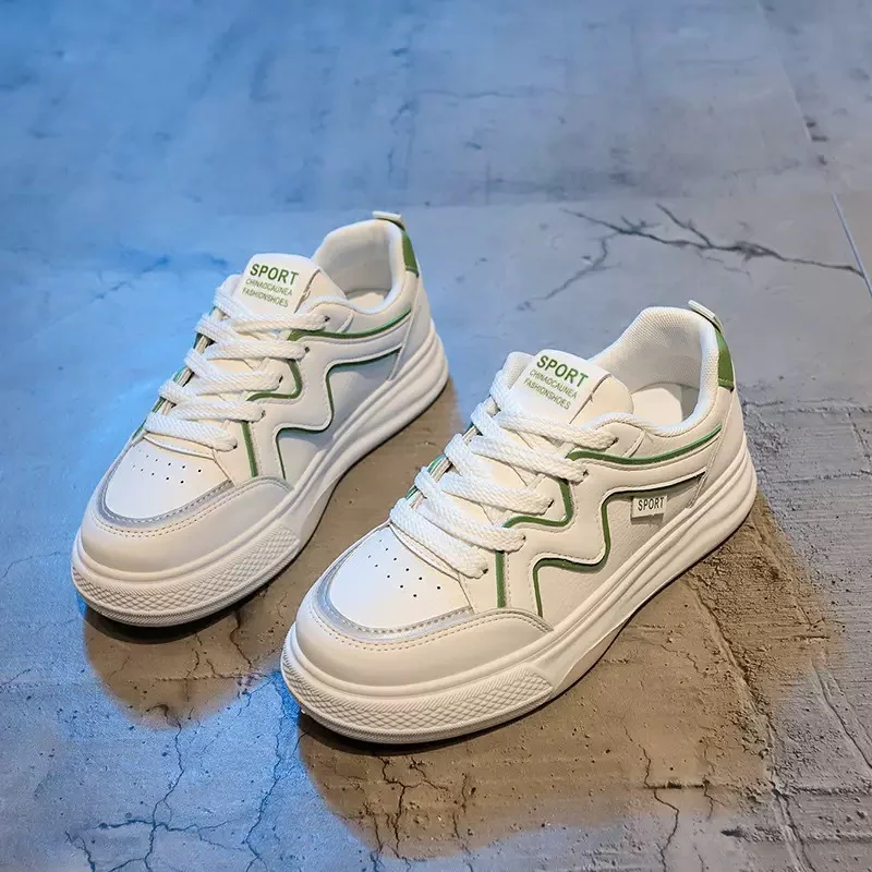 Damen Sportliche Sneaker mit dämpfendem Fußbett und atmungsaktiver Oberfläche Heidi Mode - Image 2