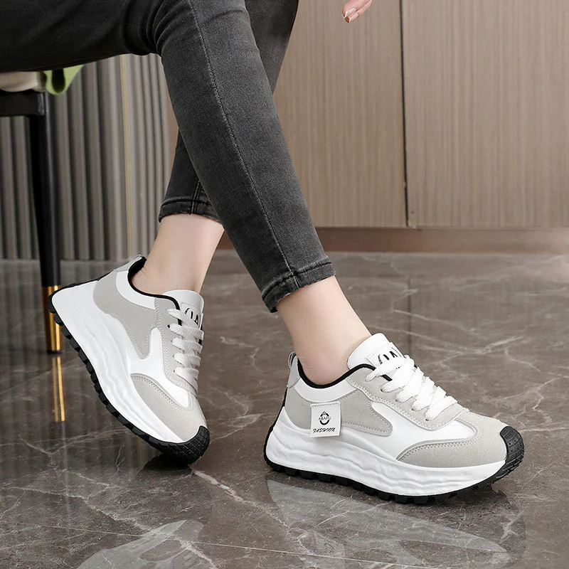 Damen Sportliche Sneaker mit dämpfendem Laufprofil Heidi Mode - Image 4