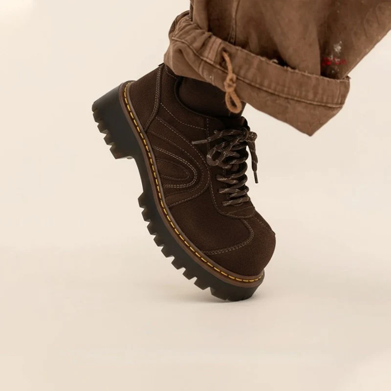 Damen Sportliche Sneaker mit dämpfender Laufsohle und hochwertigem Wildlederoberteil Heidi Mode - Image 2