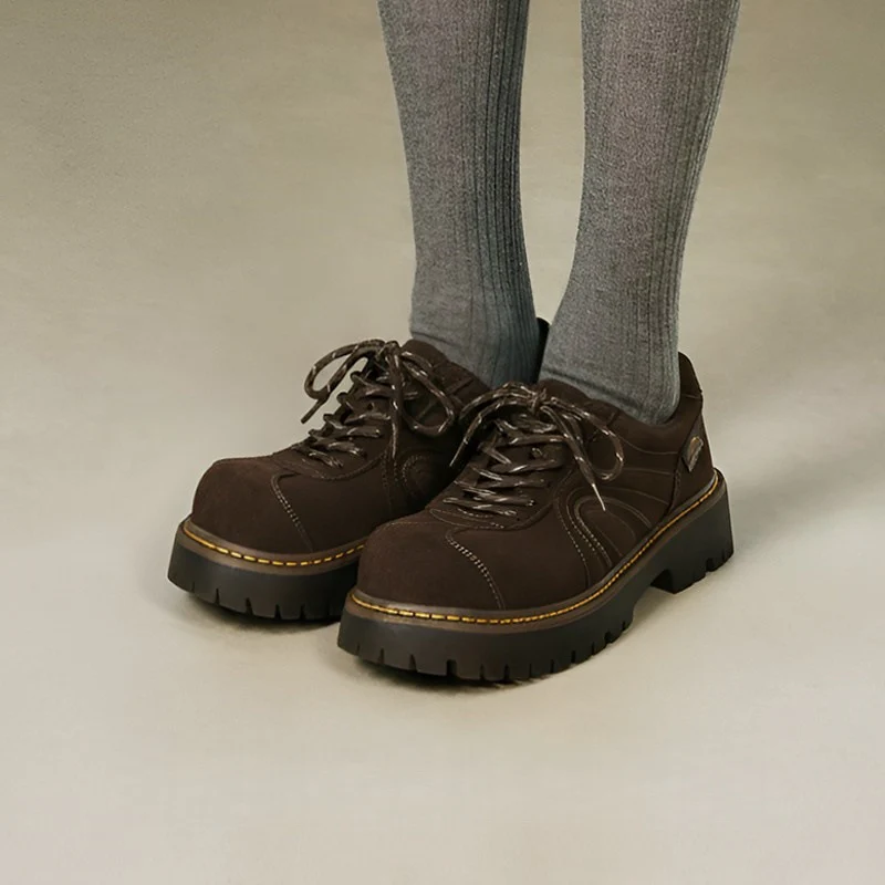 Damen Sportliche Sneaker mit dämpfender Laufsohle und hochwertigem Wildlederoberteil Heidi Mode - Image 3
