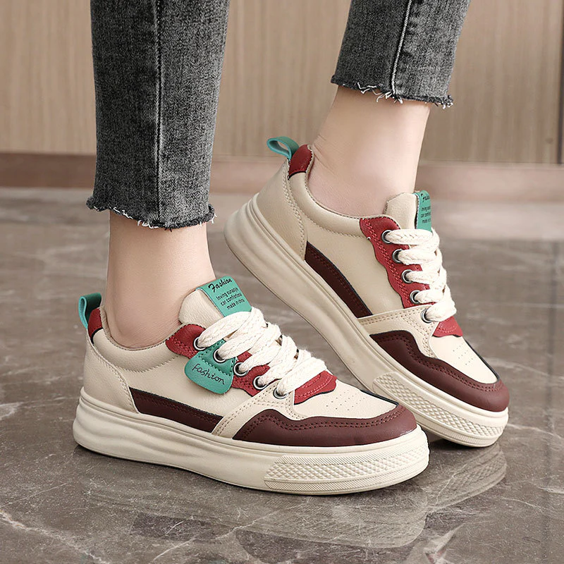 Damen Sportliche Sneaker mit dämpfender Sohle und auffälligem Design Heidi Mode - Image 3