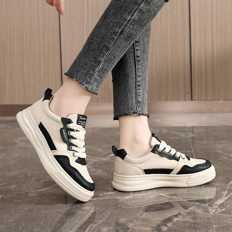 Damen Sportliche Sneaker mit dämpfender Sohle und auffälligem Design Heidi Mode - Image 4