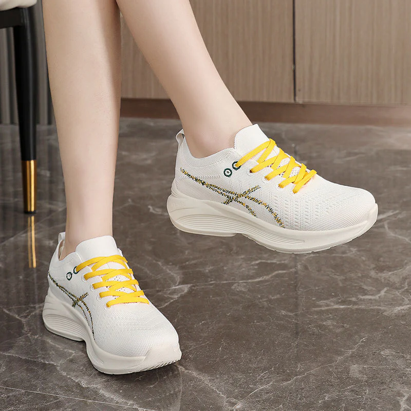 Damen sportliche Sneaker mit elastischem Schnürsystem und atmungsaktiver Oberflächenstruktur Heidi Mode - Image 4