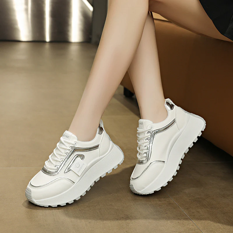 Damen Sportliche Sneaker mit futuristischem Design und gepolstertem Komfort Heidi Mode - Image 3