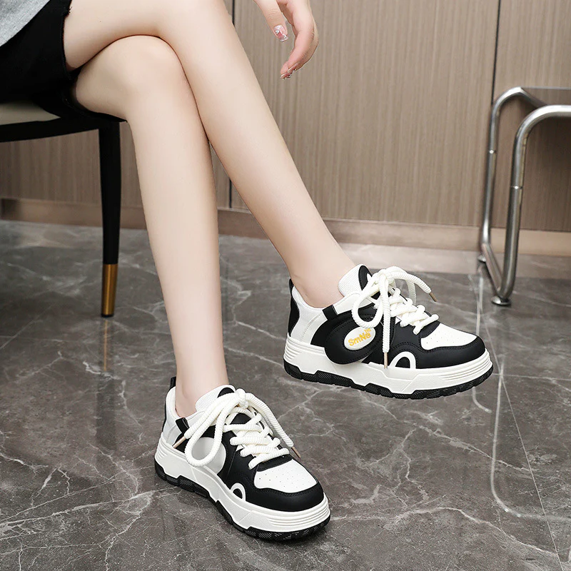 Damen Sportliche Sneaker mit gepolstertem Innenfutter und rutschfester Sohle Heidi Mode - Image 4
