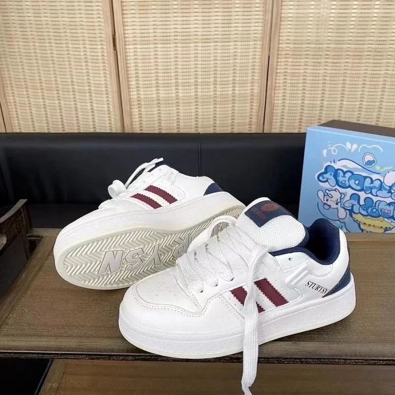 Damen Sportliche Sneaker mit gepolsterter Laufsohle und atmungsaktivem Obermaterial Heidi Mode - Image 3