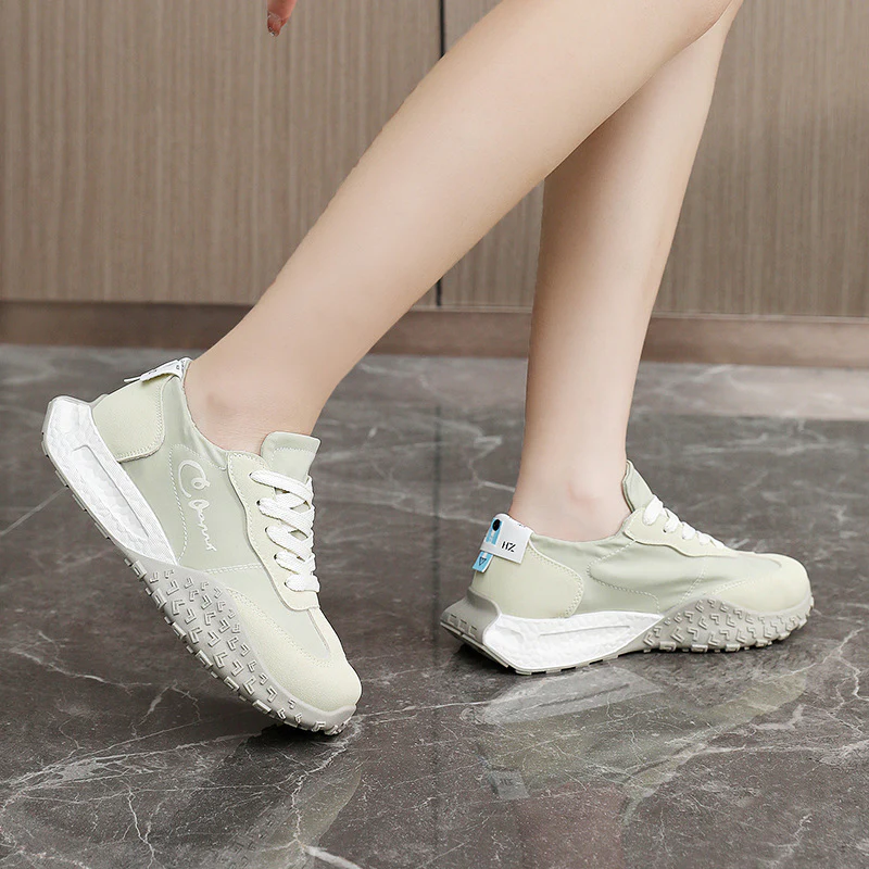 Damen sportliche Sneaker mit innovativer Dämpfung und atmungsaktiver Obermaterialstruktur Heidi Mode - Image 3