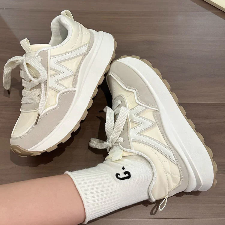 Damen Sportliche Sneaker mit komfortabler Dämpfung und modernem Design Heidi Mode - Image 6