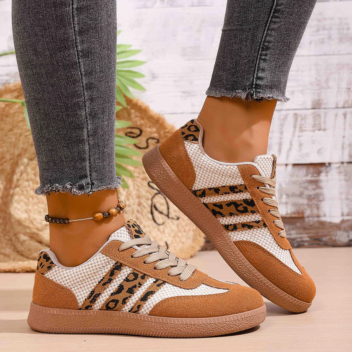 Damen Sportliche Sneaker mit Leoprint und atmungsaktivem Obermaterial Heidi Mode