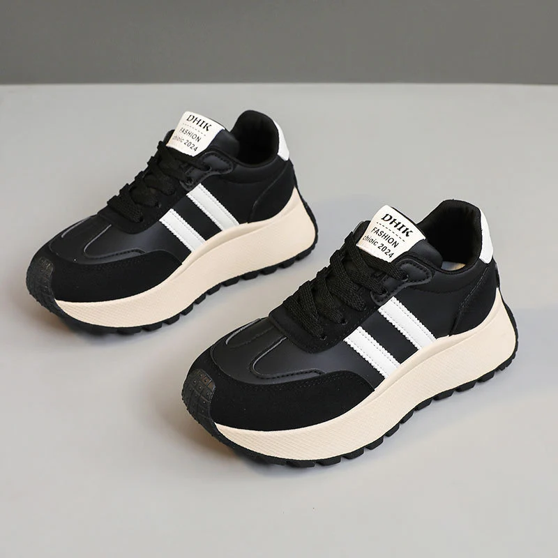 Damen Sportliche Sneaker mit modernem Profil und rutschfester Laufsohle Heidi Mode - Image 7