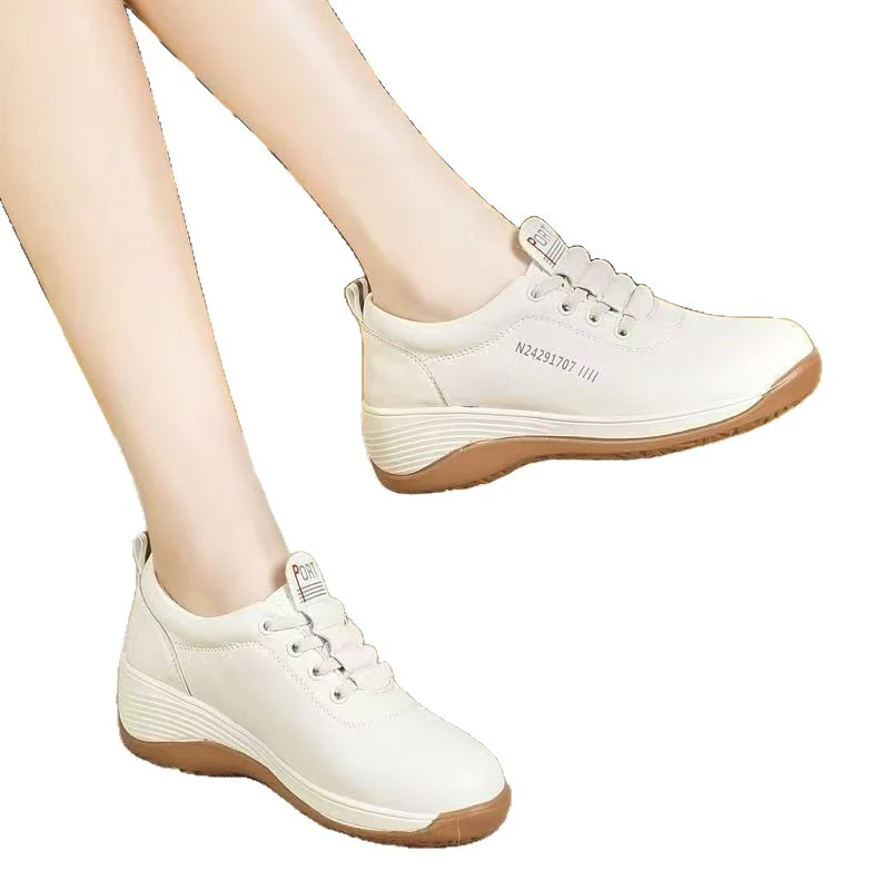 Damen Sportliche Sneaker mit modischem Schnürdesign und rutschfester Sohle Heidi Mode - Image 5
