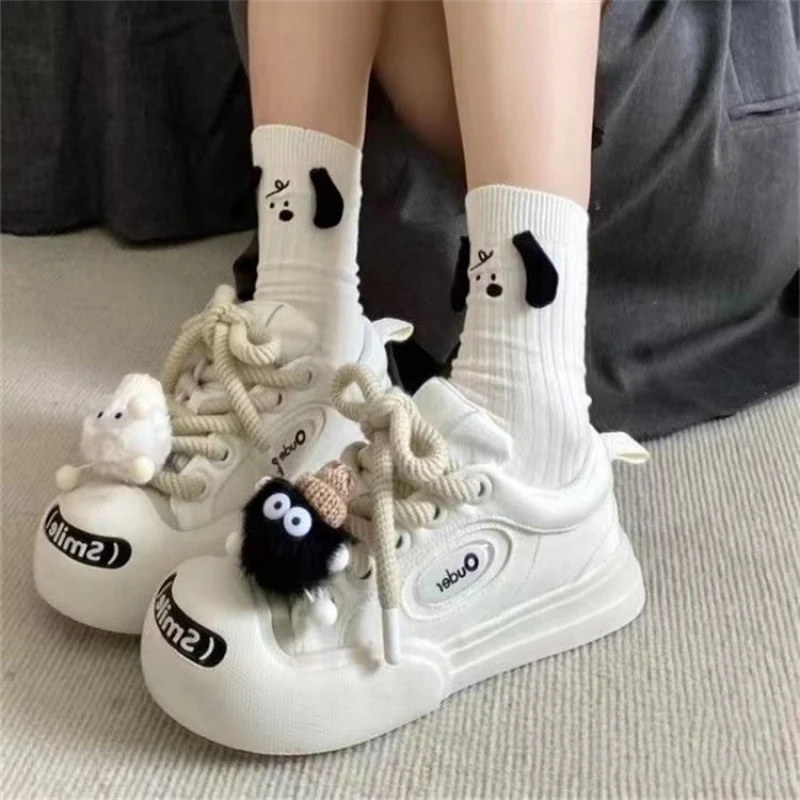 Damen Sportliche Sneaker mit modischem Textilobermaterial und klassischem Schnürsystem Heidi Mode
