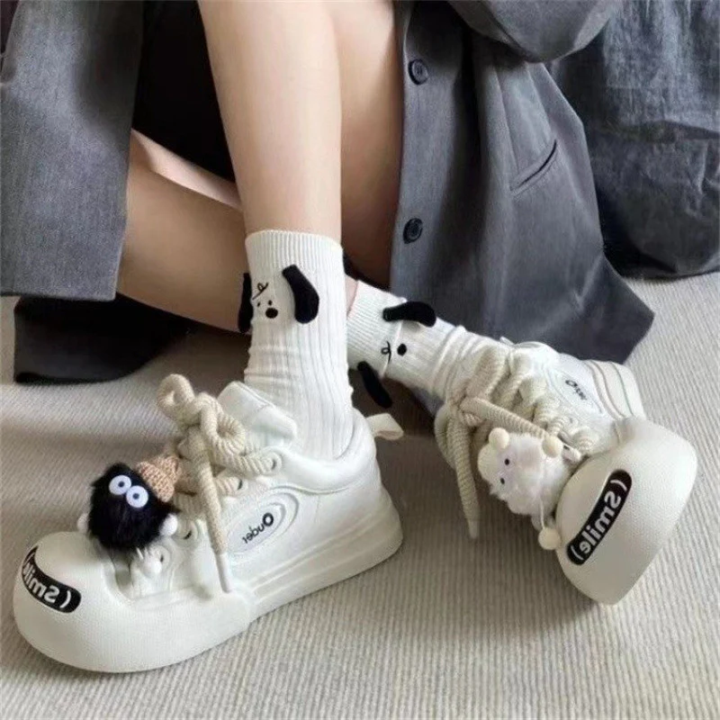 Damen Sportliche Sneaker mit modischem Textilobermaterial und klassischem Schnürsystem Heidi Mode - Image 3