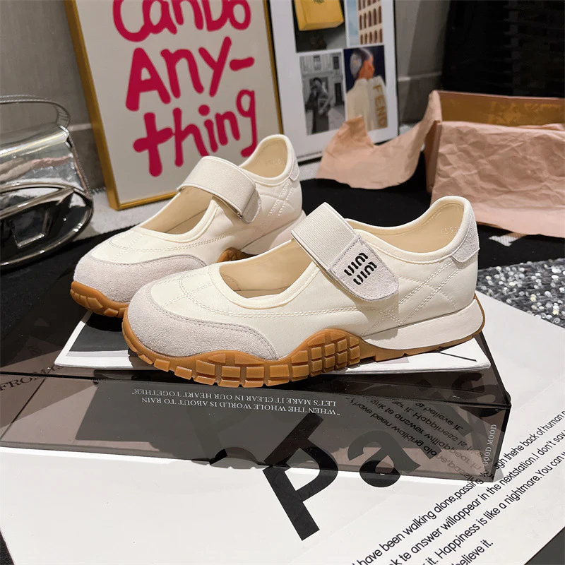 Damen Sportliche Sneaker mit praktischem Klettverschluss und bequemer Sohle Heidi Mode - Image 8