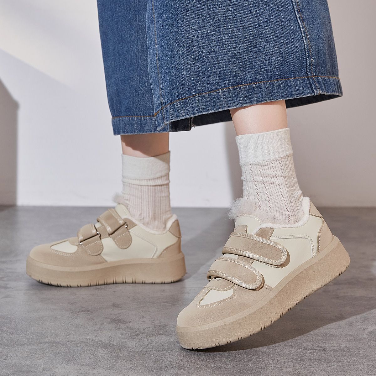 Damen Sportliche Sneaker mit praktischem Klettverschluss und weichem Futtermaterial Heidi Mode - Image 7