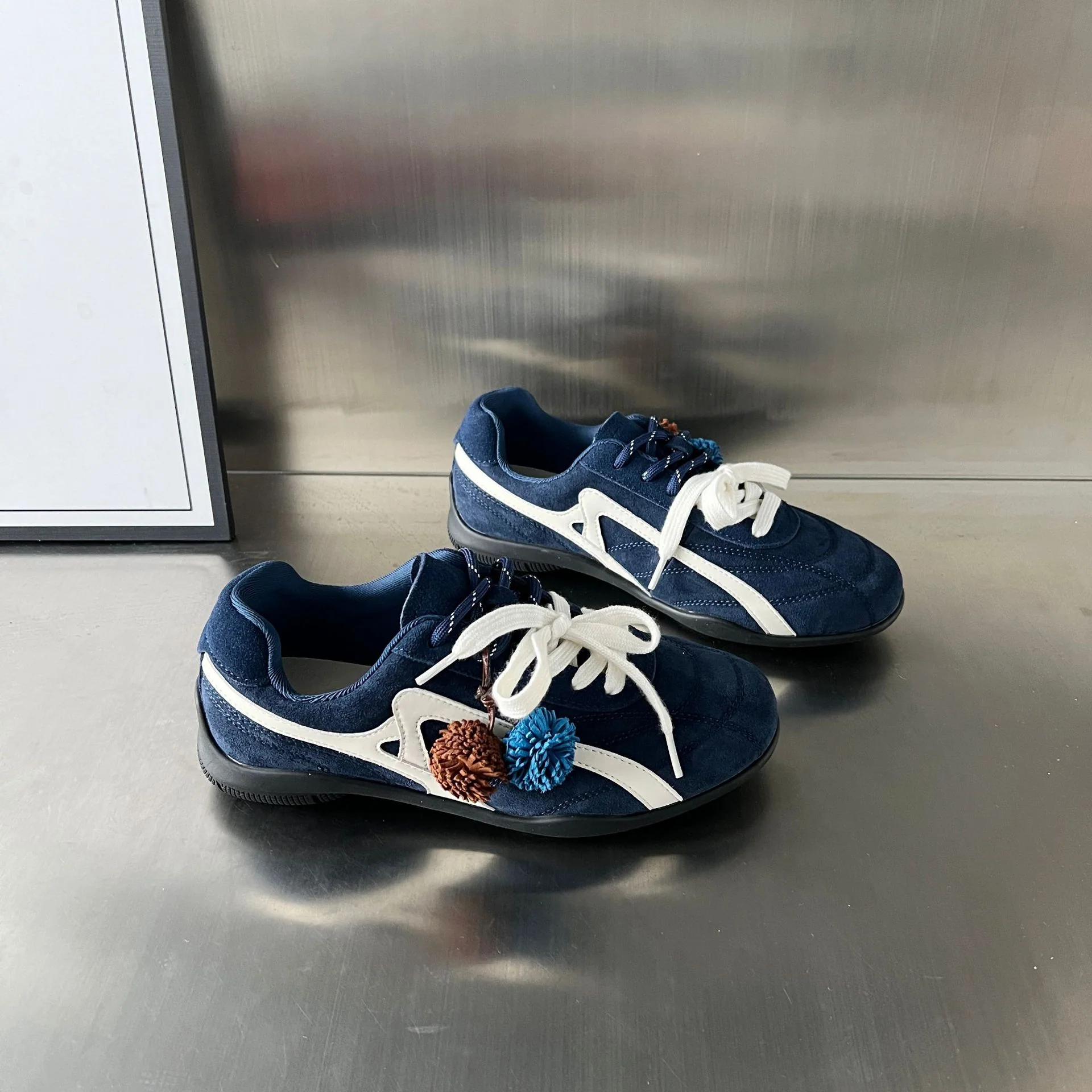 Damen Sportliche Sneaker mit Premium Wildleder und innovativer Dämpfungstechnologie Heidi Mode - Image 5