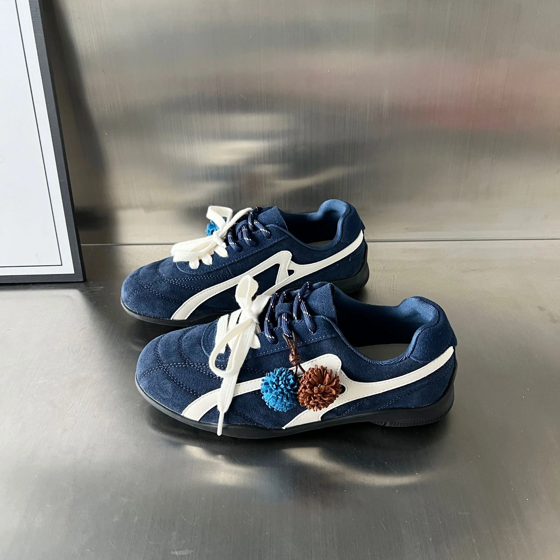 Damen Sportliche Sneaker mit Premium Wildleder und innovativer Dämpfungstechnologie Heidi Mode - Image 6
