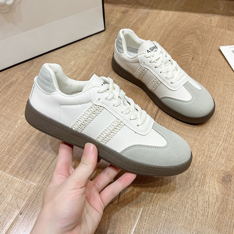 Damen Sportliche Sneaker mit reflektierendem Obermaterial und gepolsterter Innensohle Heidi Mode - Image 3