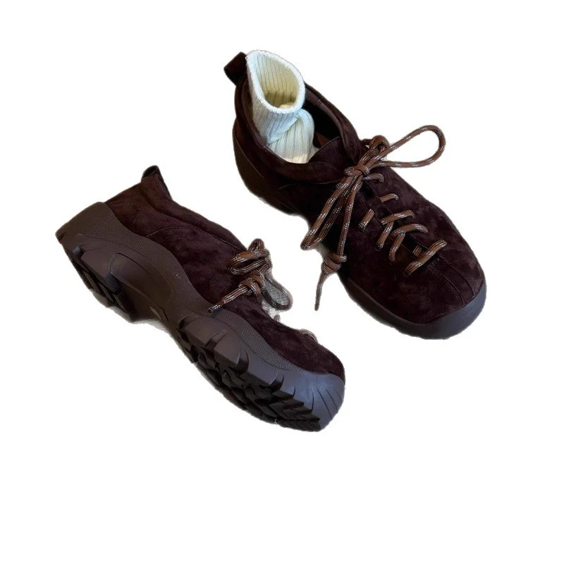 Damen Sportliche Sneaker mit samtiger Wildlederoberfläche und rutschfester Sohle Heidi Mode - Image 5