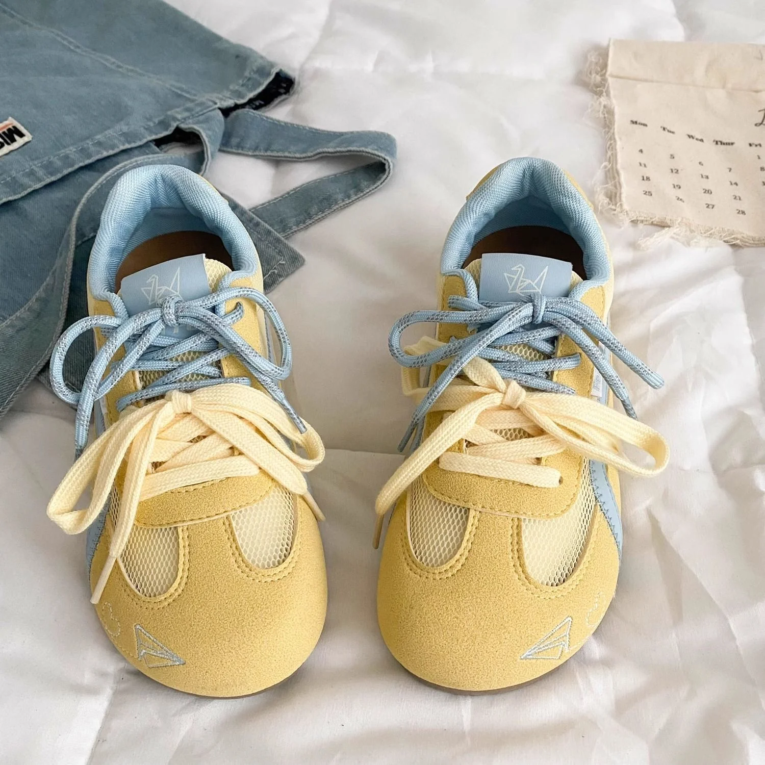 Damen Sportliche Sneakers aus atmungsaktivem Material mit rutschfester Sohle Heidi Mode - Image 3