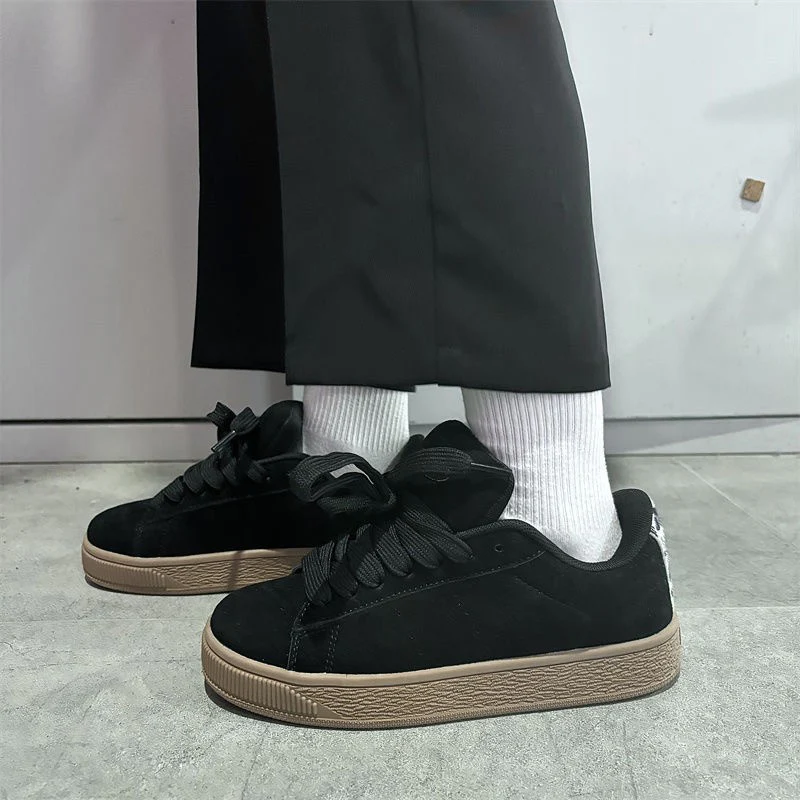 Damen Sportliche Sneakers aus hochwertigem Wildleder mit rutschfester Laufsohle Heidi Mode - Image 2