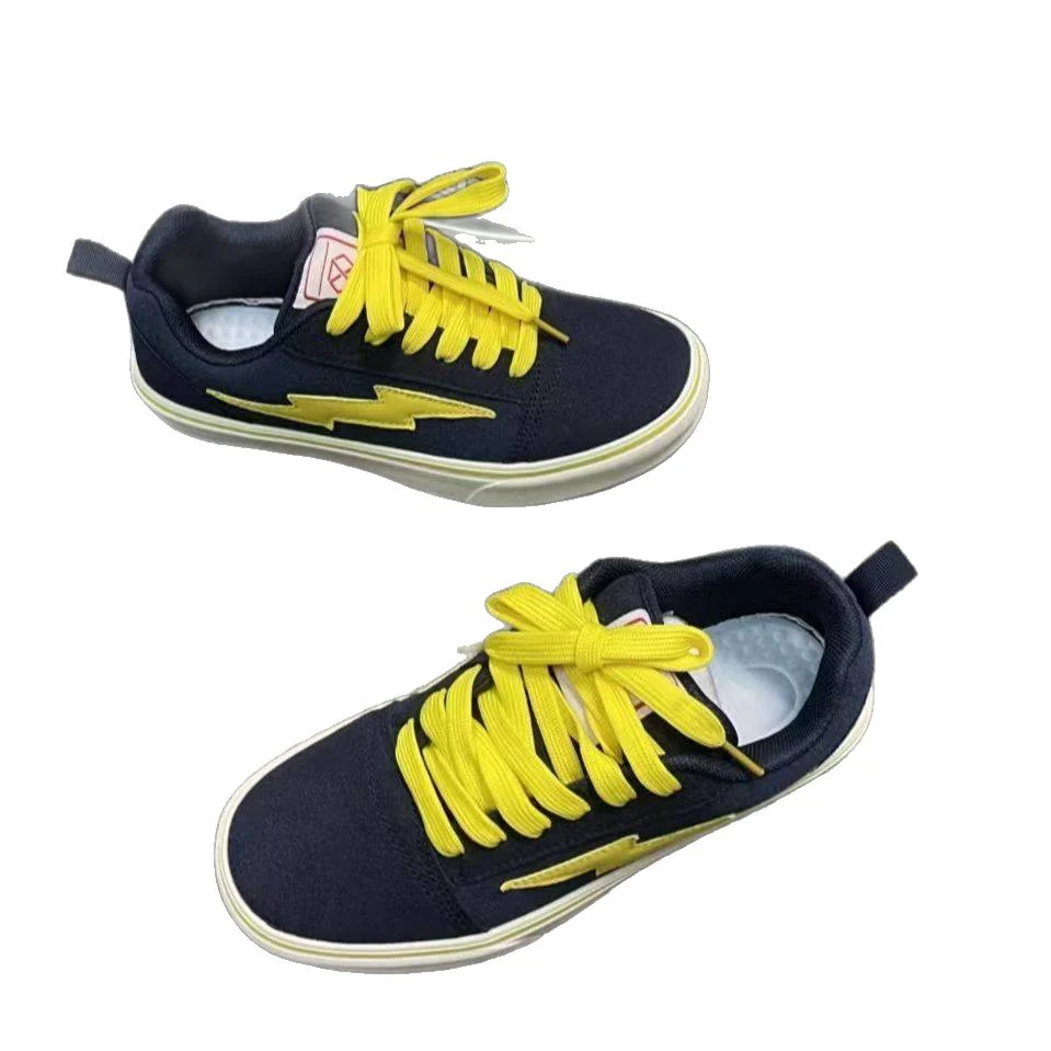 Damen Sportliche Sneakers im modernen Design mit aufwendigem Blitzmotiv Heidi Mode - Image 5