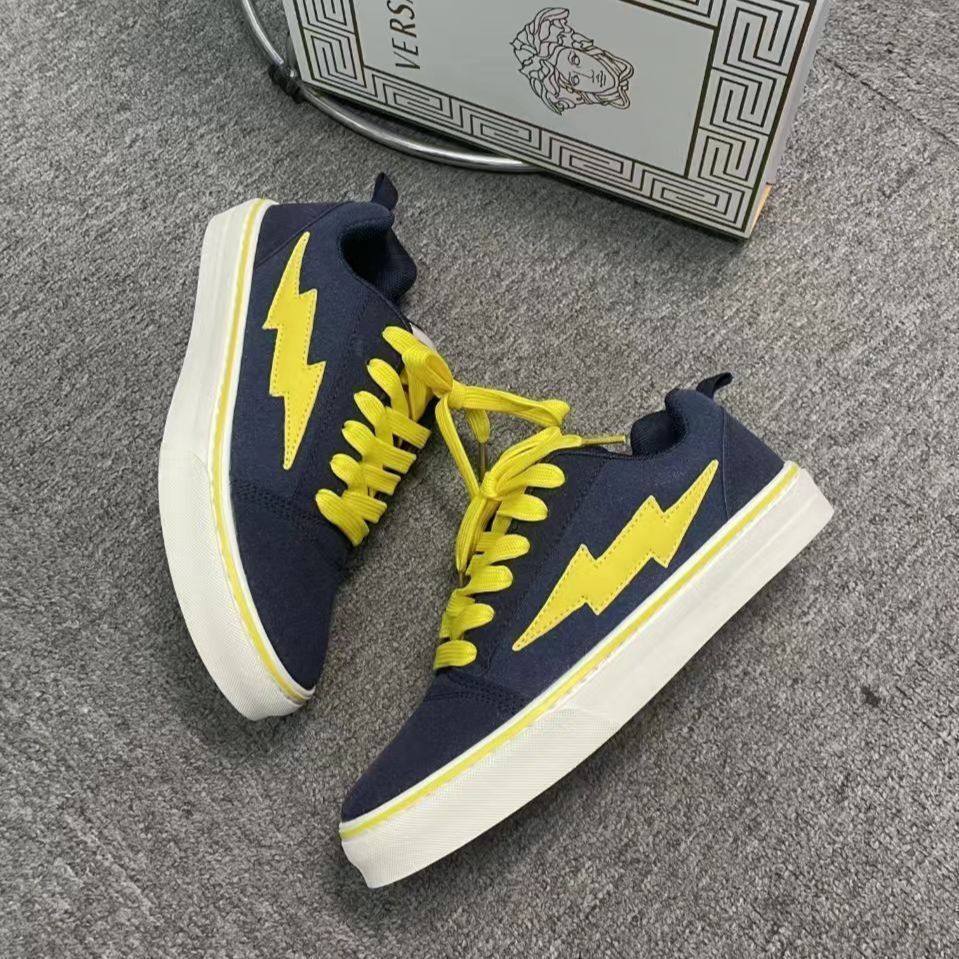 Damen Sportliche Sneakers im modernen Design mit aufwendigem Blitzmotiv Heidi Mode - Image 6