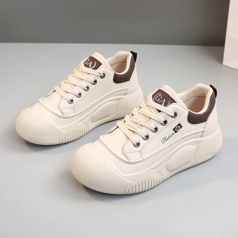 Damen Sportliche Sneakers im modischen Design mit dämpfender Laufsohle Heidi Mode - Image 6