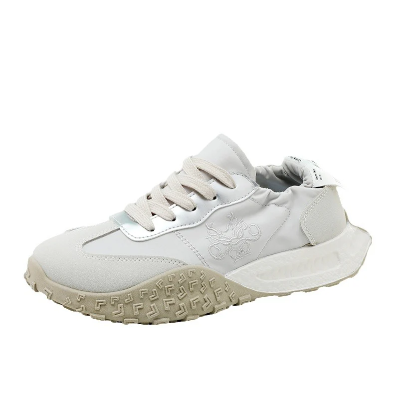 Damen Sportliche Sneakers mit Anti-Rutsch-Sohle und atmungsaktivem Obermaterial Heidi Mode - Image 5