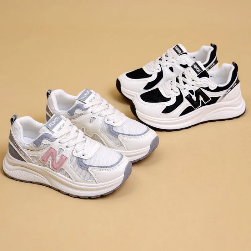 Damen Sportliche Sneakers mit atmungsaktivem Mesh-Obermaterial und dämpfendem Sohlenprofil Heidi Mode - Image 3