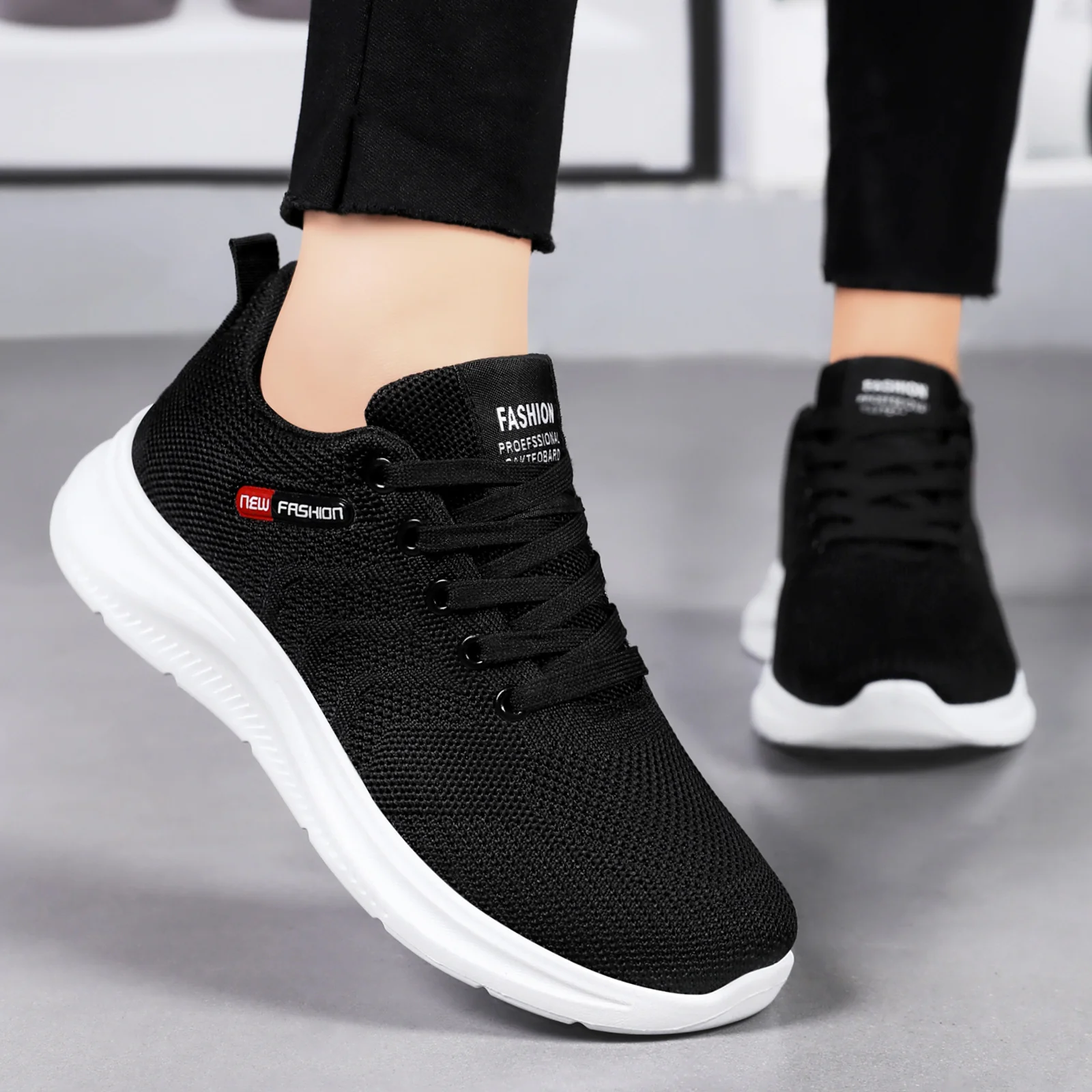 Damen Sportliche Sneakers mit atmungsaktivem Mesh-Obermaterial und dämpfender Laufsohle Heidi Mode - Image 3
