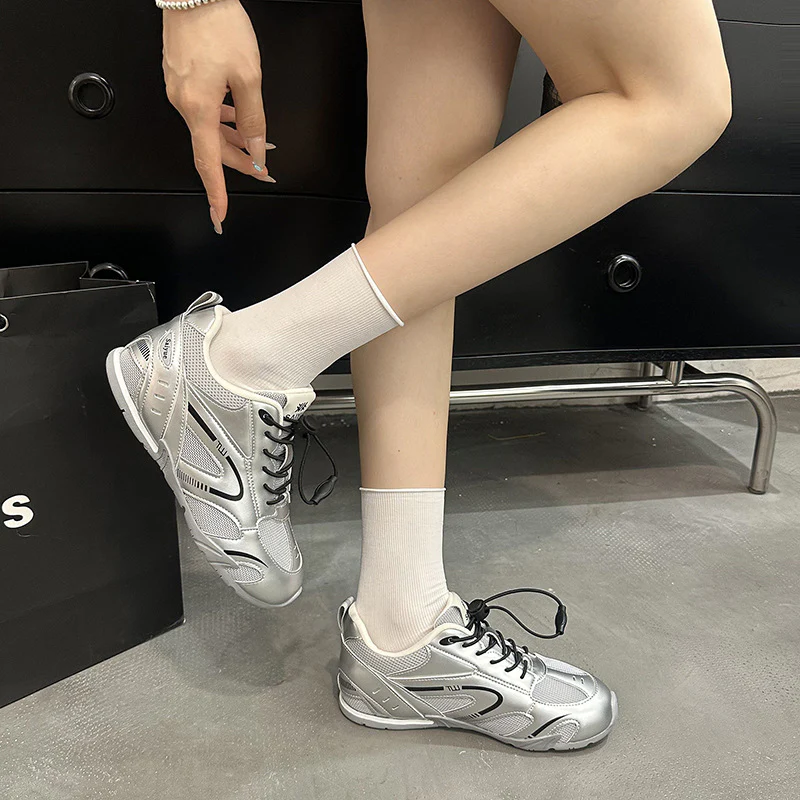 Damen Sportliche Sneakers mit atmungsaktivem Mesh-Obermaterial und flexibler Sohle Heidi Mode - Image 2