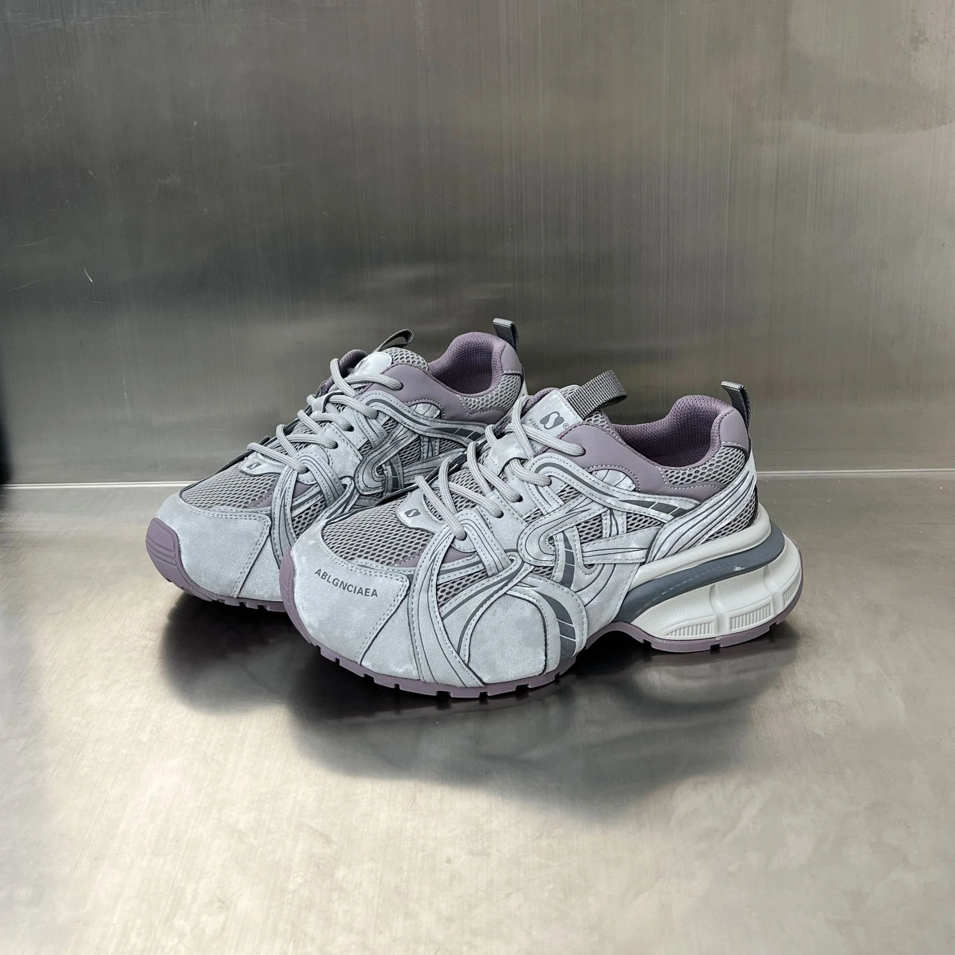 Damen Sportliche Sneakers mit atmungsaktivem Mesh-Obermaterial und innovativem Dämpfungssystem Heidi Mode - Image 6