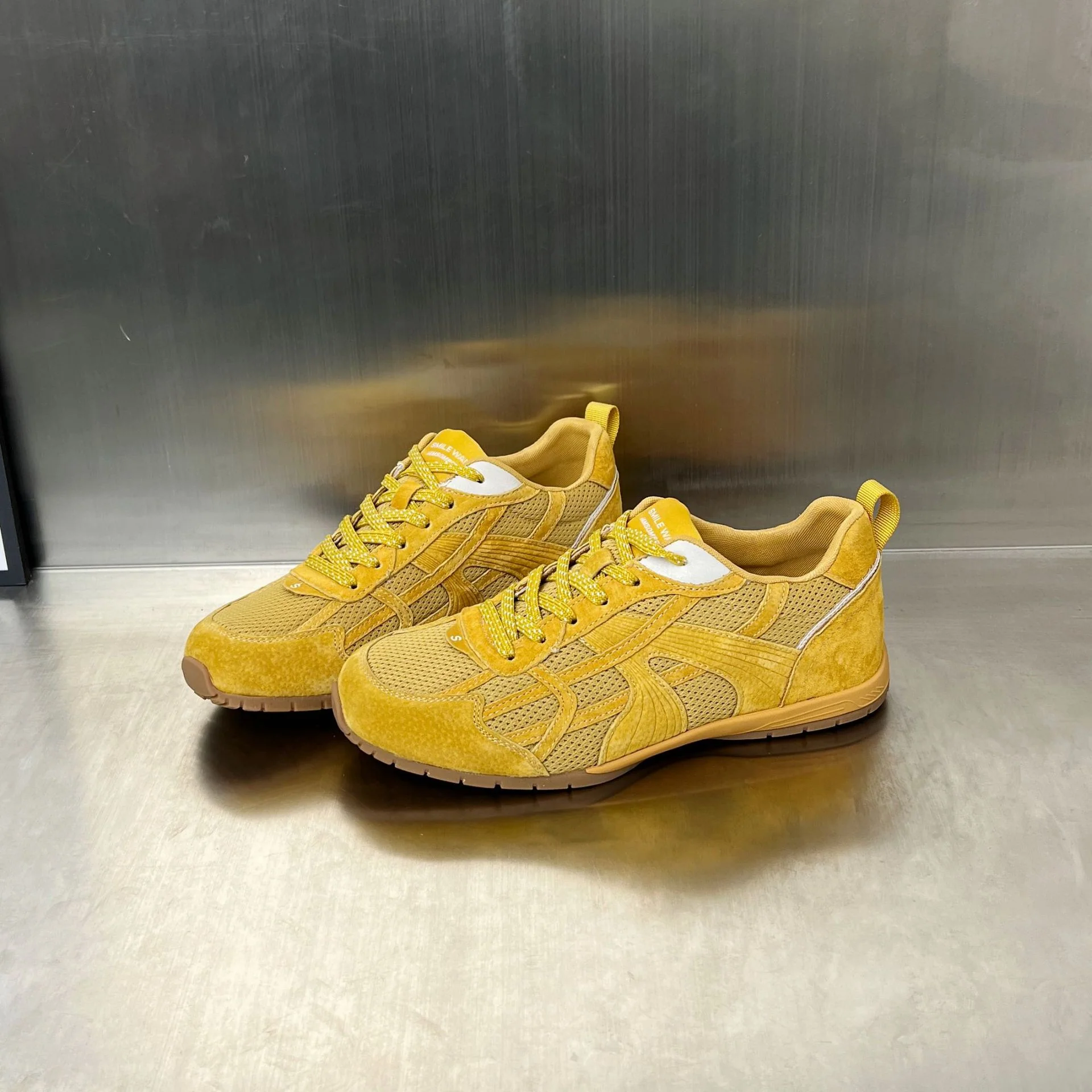 Damen Sportliche Sneakers mit atmungsaktivem Mesh-Obermaterial und rutschfester Sohle Heidi Mode - Image 2